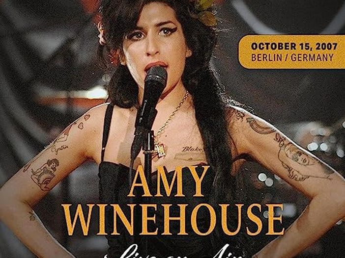 Il marito di Amy Winehouse torna subito in prigione