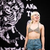 15 giugno 2022 - I-Days - Ippodromo - Milano - Amyl and the Sniffers in concerto