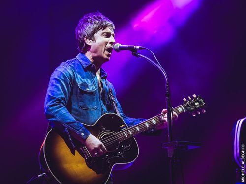 Gibson, in arrivo la ES-335 firmata da Noel Gallagher