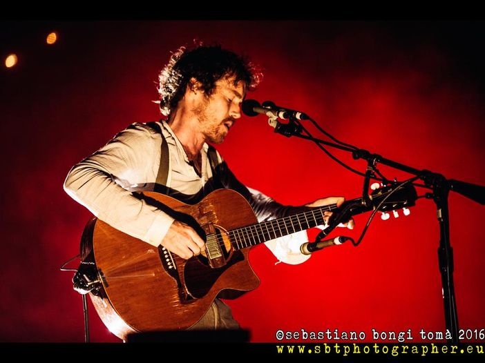 Ex busker, ex fattore, neo-hippie e despota democratico: ecco Damien Rice Ex busker, ex fattore, neo-hippie e despota democratico: ecco Damien Rice