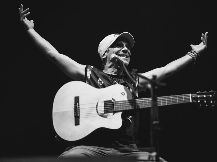 Manu Chao, finalmente al primo posto del Music Control