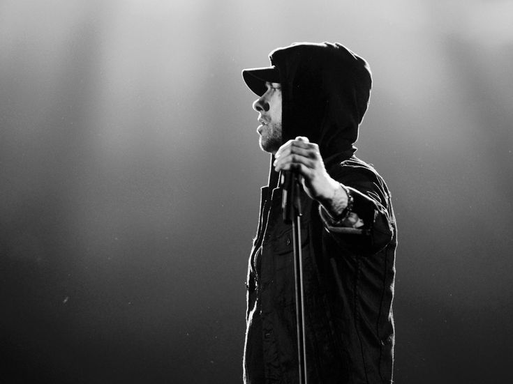 Eminem, sul Web la demo originale di &apos;Love yourself&apos; - ASCOLTA