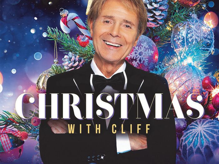 Party per i 60 anni di Cliff Richards su uno yacht nel Mediterraneo