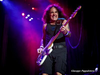Steve Harris