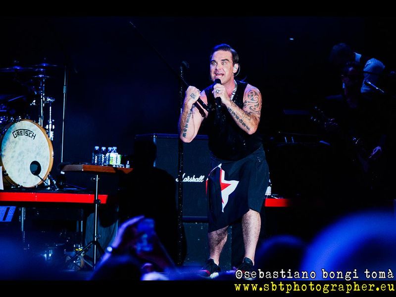 15 luglio 2017 - Lucca Summer Festival - Piazza Napoleone - Lucca - Robbie Williams in concerto