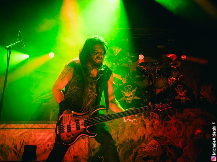 Testament: ascolta in anteprima il brano 'Native Blood'