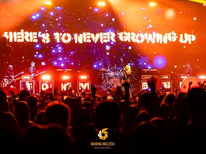 Avril Lavigne a Olivia Rodrigo: &quot;Grazie per aver riportato il rock&#039;n&#039;roll in classifica&quot;