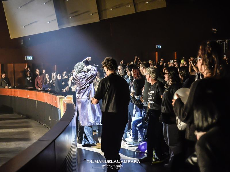 11 novembre 2025 - Teatro Arcimboldi - Milano - Rkomi in concerto