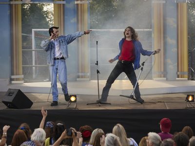 Jovanotti e molti altri ospiti nel nuovo disco degli 883