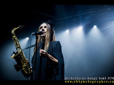 PJ Harvey spiega &apos;Stories from the city, stories from the sea&apos;: &apos;Canzoni più asciutte, e più sagge&apos; 