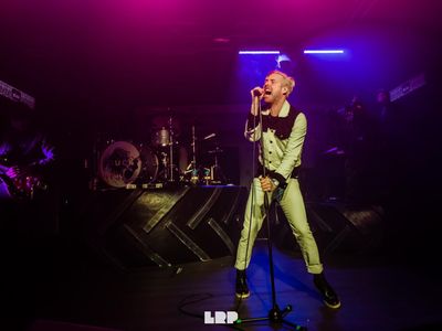 Ricky Wilson (Kaiser Chiefs) collassa alla maratona di Londra