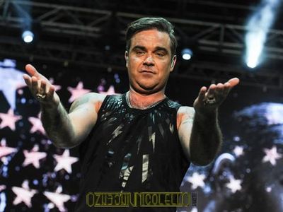 Howard, ex Take That: 'Robbie Williams forse gay'
