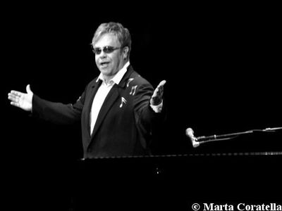 Giubileo regina Elisabetta: insieme Elton John, McCartney, Tom Jones, Lennox