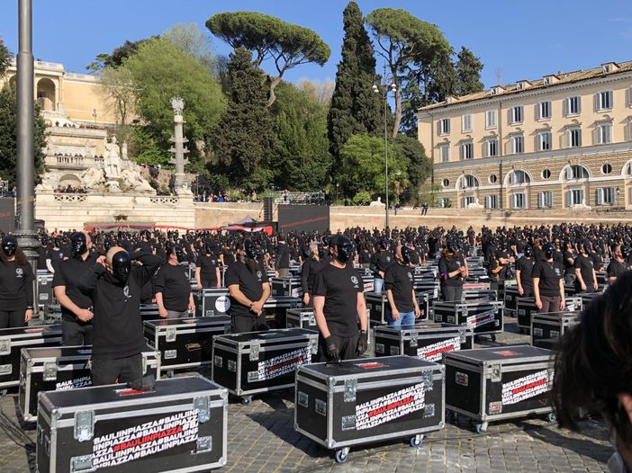 Cosa &egrave; successo alla manifestazione di Bauli in piazza a Roma (e chi c&#039;era)