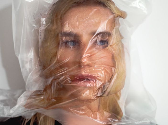 In Rete foto porno di Ke$ha