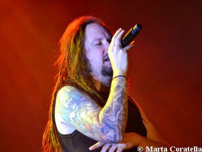 Un DVD interattivo realizzato da Jonathan Davis e Clive Barker