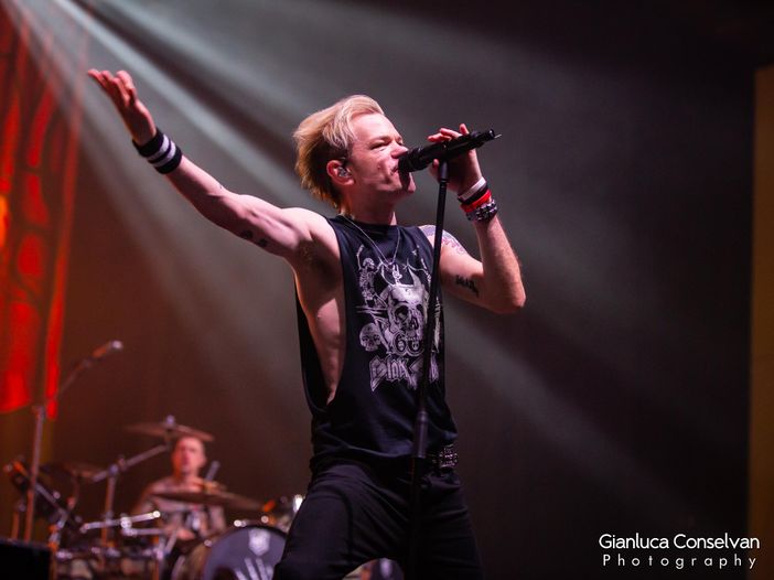 Sum 41: il tour d’addio ripassa per l’Italia Sum 41: il tour d’addio ripassa per l’Italia