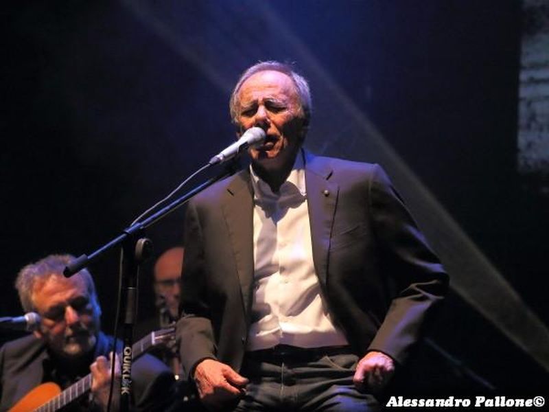 5 aprile 2019 - Teatro Creberg - Bergamo - Roberto Vecchioni in concerto 5 aprile 2019 - Teatro Creberg - Bergamo - Roberto Vecchioni in concerto