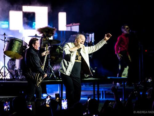 Simple Minds: nuova etichetta, disco e tour (nel 2008)