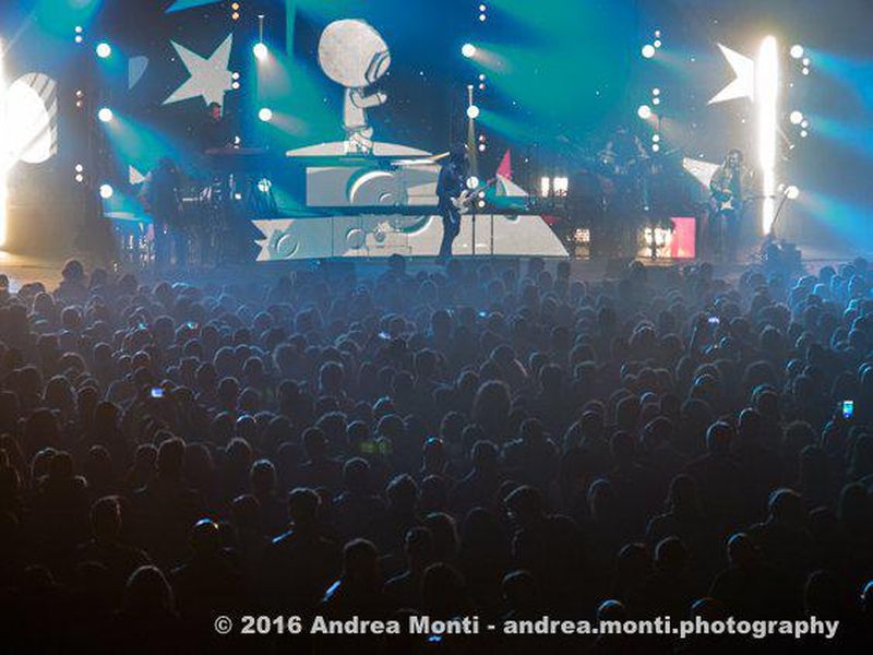 30 gennaio 2016 - Pala Giovanni Paolo II - Pescara - Max Gazzé in concerto 30 gennaio 2016 - Pala Giovanni Paolo II - Pescara - Max Gazzé in concerto