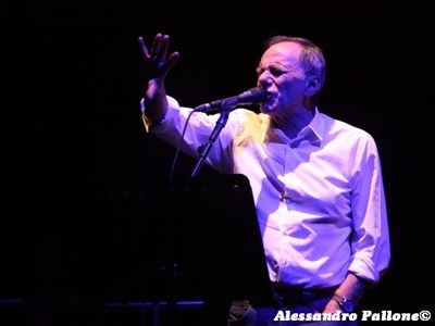 Vecchioni dà alcune anticipazioni sul suo nuovo album