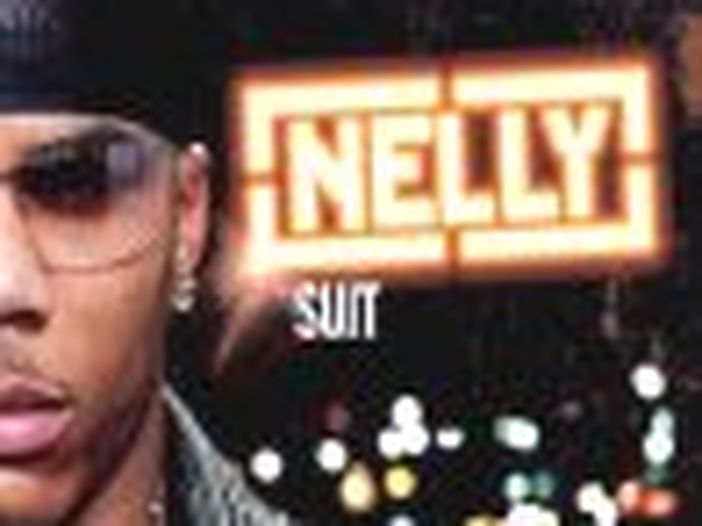 Classifiche UK: Nelly primo nel giorno peggiore. Così così Holly Valance Classifiche UK: Nelly primo nel giorno peggiore. Così così Holly Valance