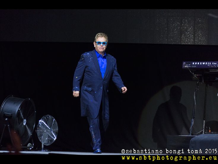 Tsunami: oggi in studio assieme Elton John e Velvet Revolver