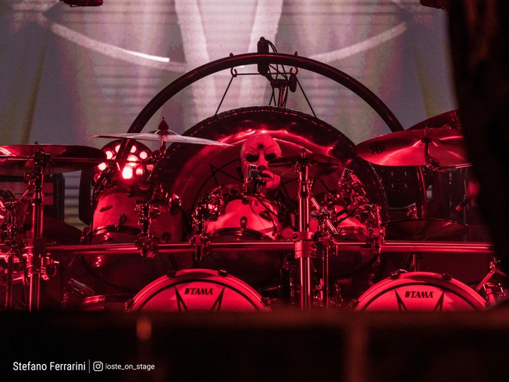 Slipknot: anteprime dal nuovo album, &apos;XIX&apos; e &apos;Sarcastrophe&apos; - ASCOLTA