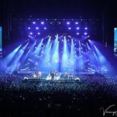 6 dicembre 2023 - PalaAlpitour - Torino - Tommaso Paradiso in concerto 6 dicembre 2023 - PalaAlpitour - Torino - Tommaso Paradiso in concerto