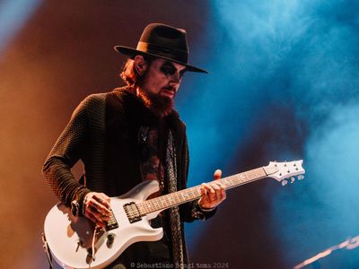Dave Navarro