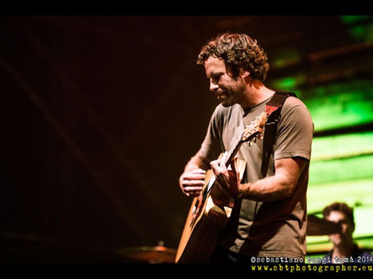 Classifiche USA, Jack Johnson al numero uno. Riprendono le vendite