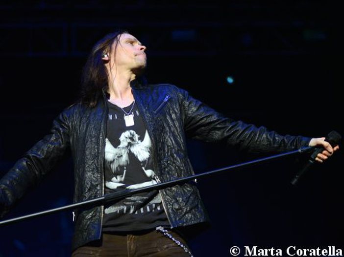 Dal rock al rap, dal pop a disco e reggae fino a... Vasco: 18 collaborazioni imperdibili di Slash Dal rock al rap, dal pop a disco e reggae fino a... Vasco: 18 collaborazioni imperdibili di Slash