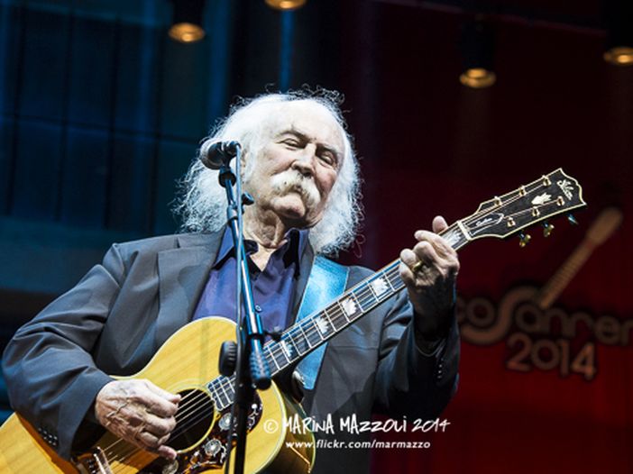 David Crosby chiama Springsteen, Eagles e Jackson Browne: &#039;Facciamo un concerto insieme per Biden&#039;