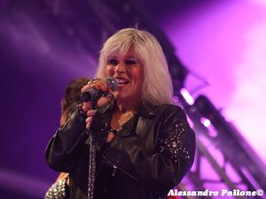 Samantha Fox e Sabrina Salerno insieme per una cover di Blondie
