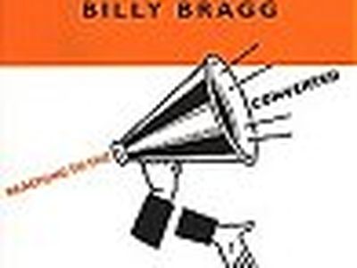 Billy Bragg in polemica con MySpace: &apos;Espropria gli artisti&apos;