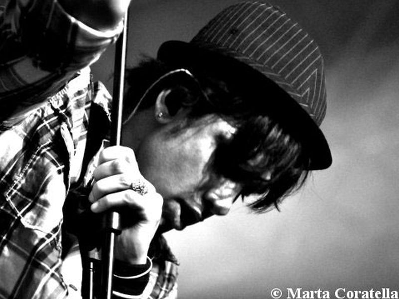 19 Novembre 2010 - Atlantico Live - Roma - Fabrizio Moro in concerto