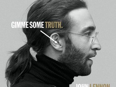 Fotografie inedite di Yoko Ono e John Lennon vengono esposte dopo 27 anni
