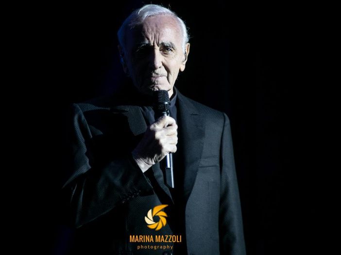 Charles Aznavour in concerto all’Arena di Verona: “Il segreto di anni di carriera? L’onestà verso il pubblico” Charles Aznavour in concerto all’Arena di Verona: “Il segreto di anni di carriera? L’onestà verso il pubblico”