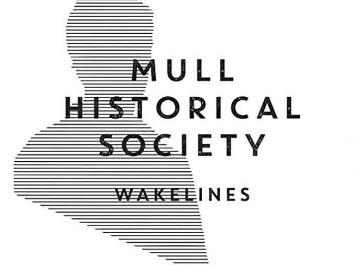 Il politico Tony Benn (ex Red Wedge con Billy Bragg) diventa 'popstar' a 83 anni Il politico Tony Benn (ex Red Wedge con Billy Bragg) diventa 'popstar' a 83 anni
