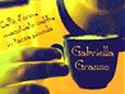 E&apos; &apos;Caffè d&apos;orzo, macchiato caldo, in tazza piccola&apos; l&apos;album di debutto di Gabriella Grasso