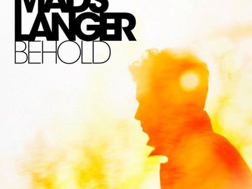 Concerti virtuali: ne arriva uno, di Mads Langer, girato in un igloo