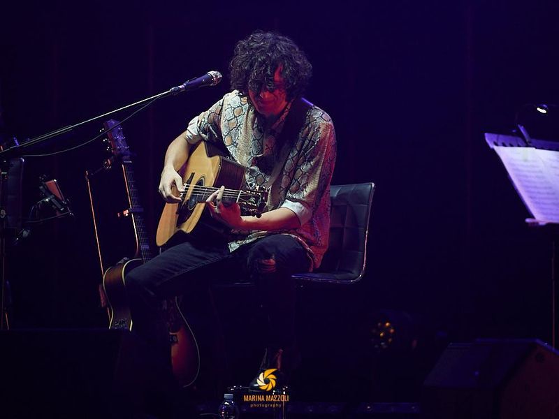 23 marzo 2019 - Teatro Carlo Felice - Genova - Ermal Meta in concerto 23 marzo 2019 - Teatro Carlo Felice - Genova - Ermal Meta in concerto