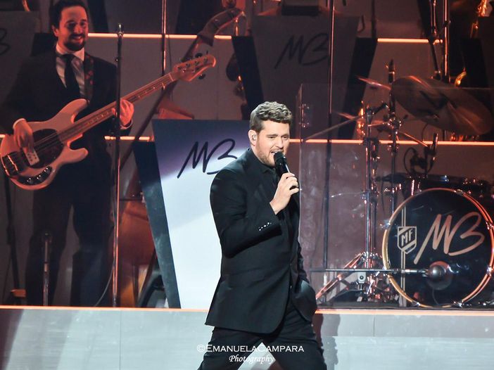 Classifiche, Billboard album chart: resta primo Michael Bublé Classifiche, Billboard album chart: resta primo Michael Bublé