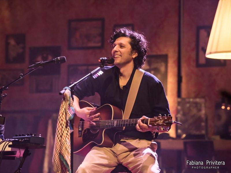 14 aprile 2025 - Teatro Bellini - Napoli - Ermal Meta in concerto 14 aprile 2025 - Teatro Bellini - Napoli - Ermal Meta in concerto