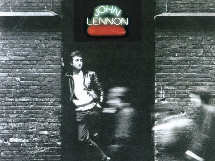 Venduto a 11.000 euro il WC di John Lennon