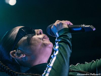 Emma Marrone: esce il 9 aprile il nuovo album &apos;Schiena&apos;, anticipato da &apos;Amami&apos;
