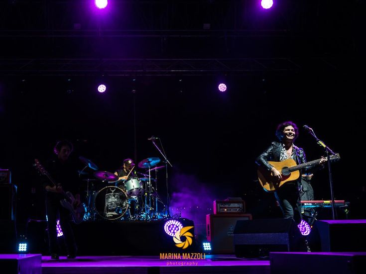 Su Musicvideos gli Zen Circus in acustico per "500 giorni insieme"
