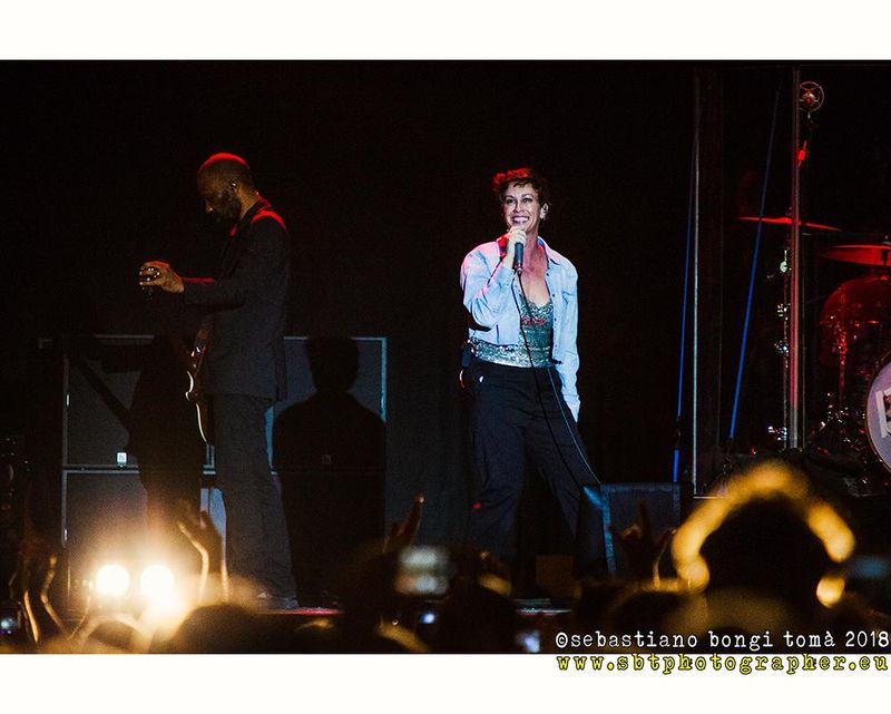 10 luglio 2018 - Pistoia Blues - Piazza del Duomo - Pistoia - Alanis Morrissette in concerto