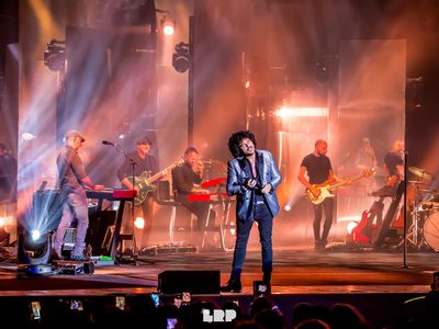 Francesco Renga presenta &apos;Camere con vista&apos;