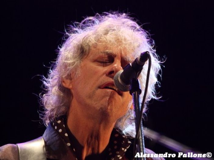 Bob Geldof, ancora accuse all'Italia: 'Disattese le promesse di aiuti umanitari' Bob Geldof, ancora accuse all'Italia: 'Disattese le promesse di aiuti umanitari'